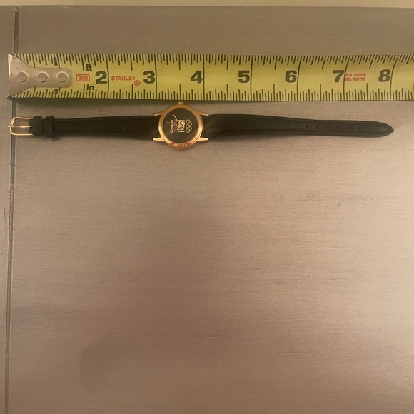 Kodak Olympics Ladies Watch Vintage Genuine Black Leather Yellow Gold Tone Case - Picture 5 of 5